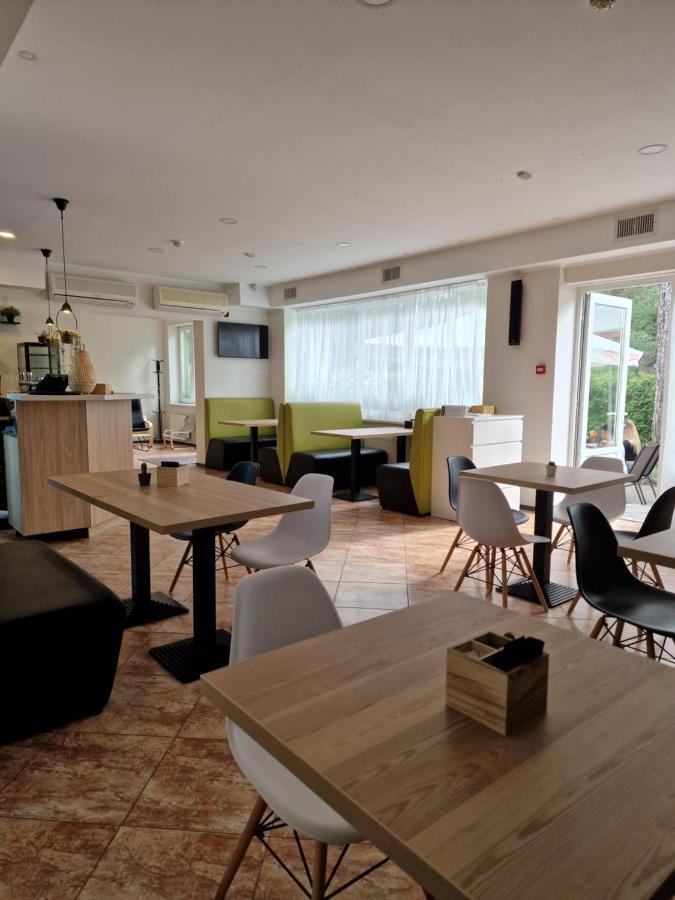 Guest House Kaktus 里加 外观 照片